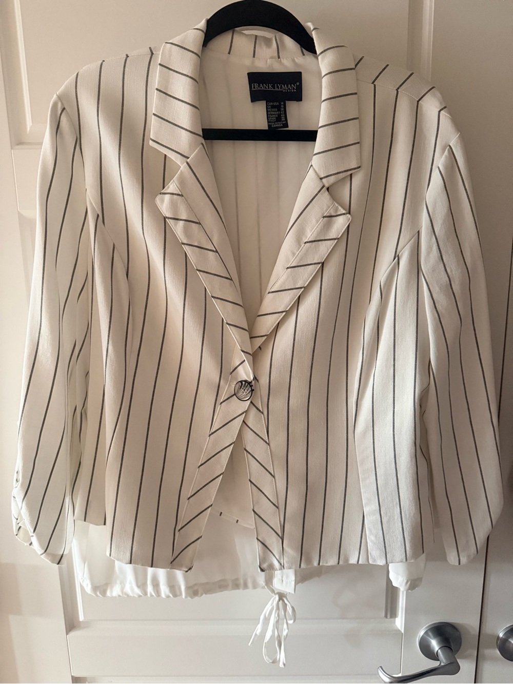 Frank Lyman Design White Pinstripe Blazer Jacket worn once